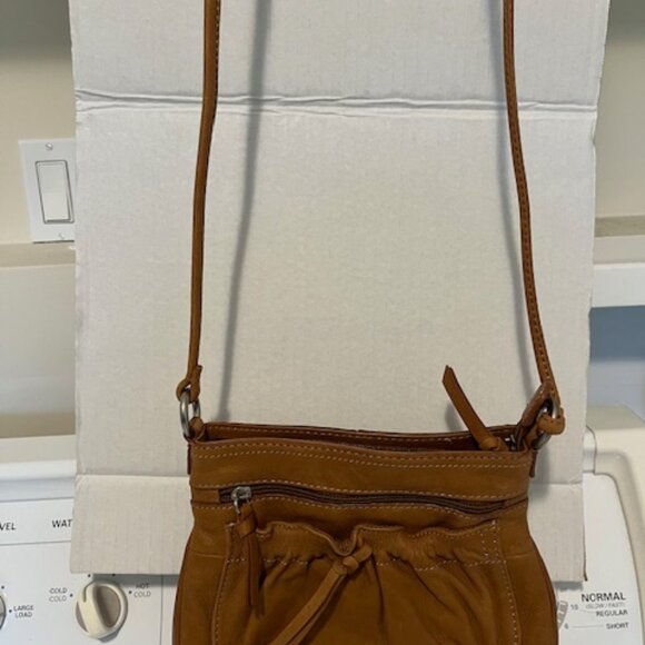 Fossil crossbody leather bag. - Picture 3 of 4